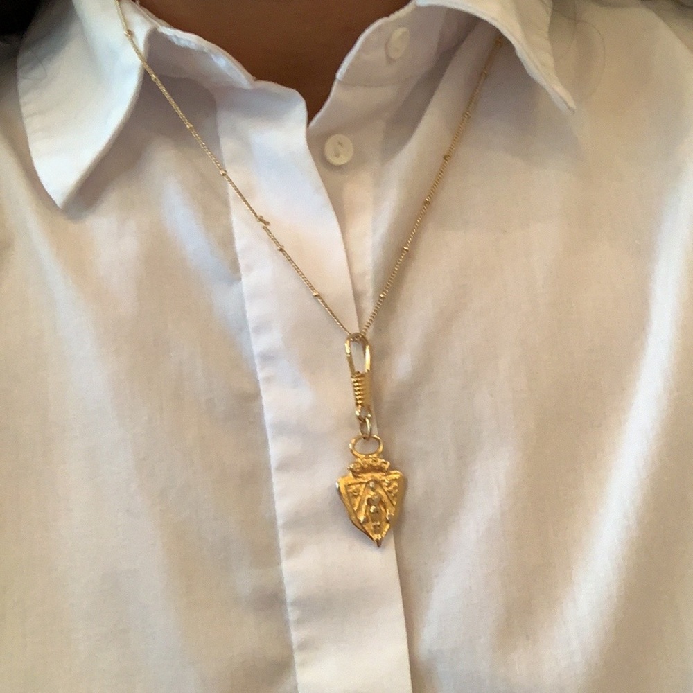 🎊closet closing. Authentic Gucci pendent necklace, comes from my bag